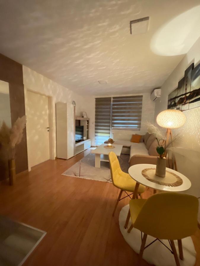 Apartman Royal 1 Doboj Exterior foto